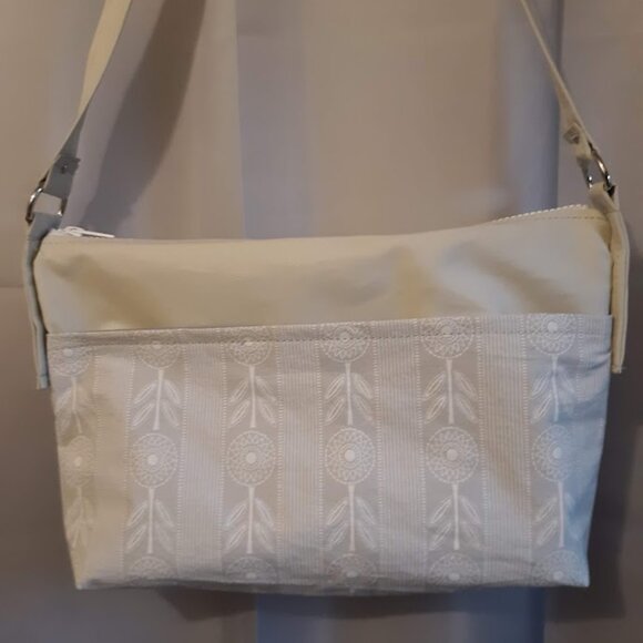 NEW Southwestern Aztec Medallion floral Shoulder bag Purse Faux Leather Ivory Gr - Picture 2 of 9